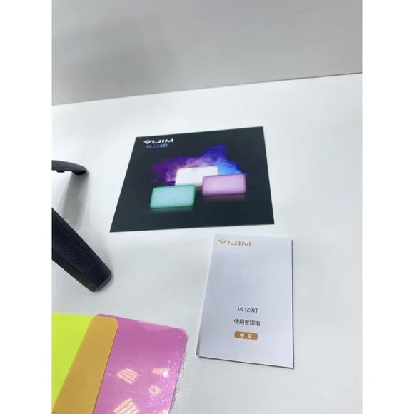 Camera Lighting Portable With Colour Filters Handheld LED Light - Picture 5 of 11